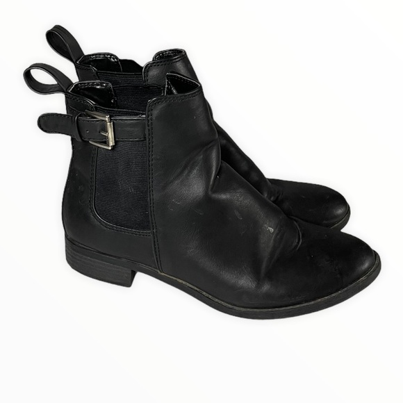 American Eagle Outfitters Shoes - American Eagle Black Faux Leather Chelsea Boots